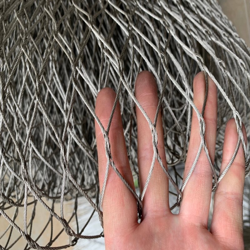 Stainless Steel Wire Rope Mesh for Rooftop: A Guide