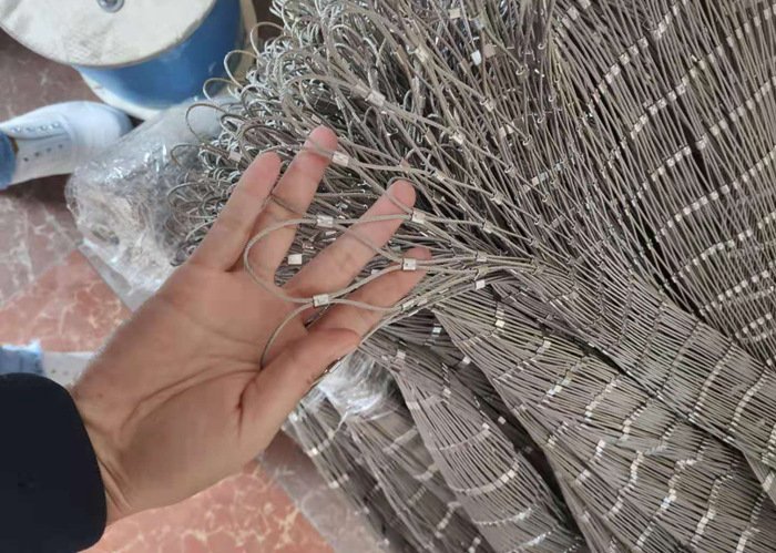 X-TEND stainless steel cable mesh